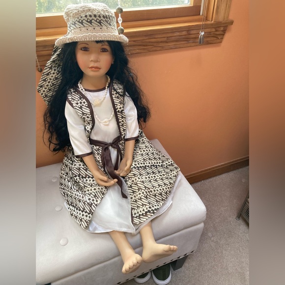 Deep reduction Rare 2000 Melati signed and numbered by Dwi...